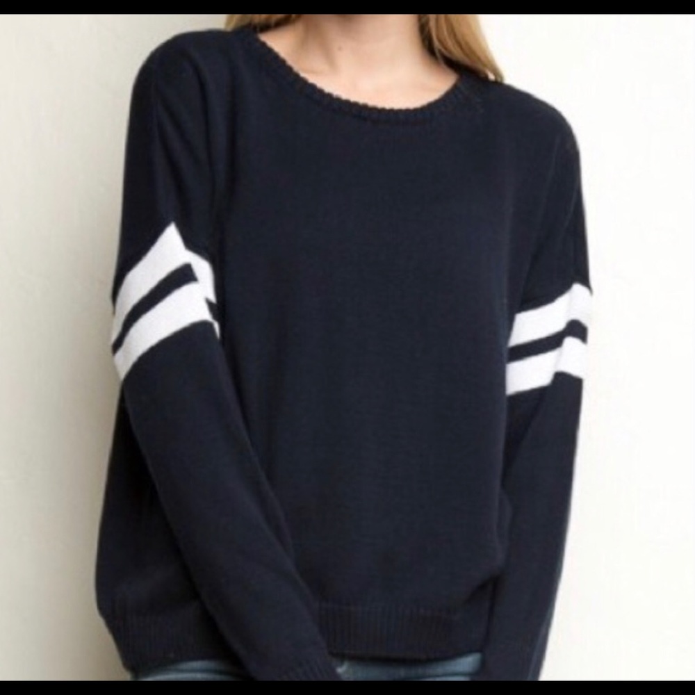 Brandy Melville Oversized Retro Sweater